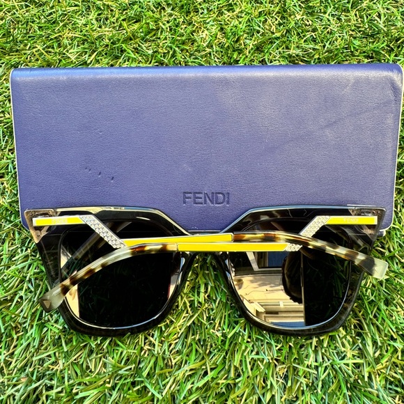 FENDI IRIDIA 52MM FF0060/S MIRRORED CAT EYE BLUE YELLOW METALLIC SUNGLASSES - Picture 5 of 13
